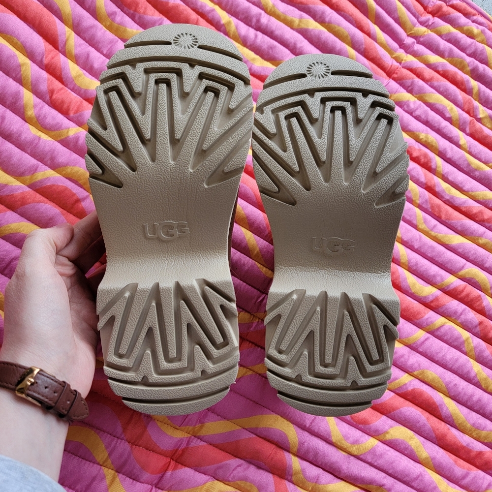 New platform Uggs 7 - Picture 3 of 9